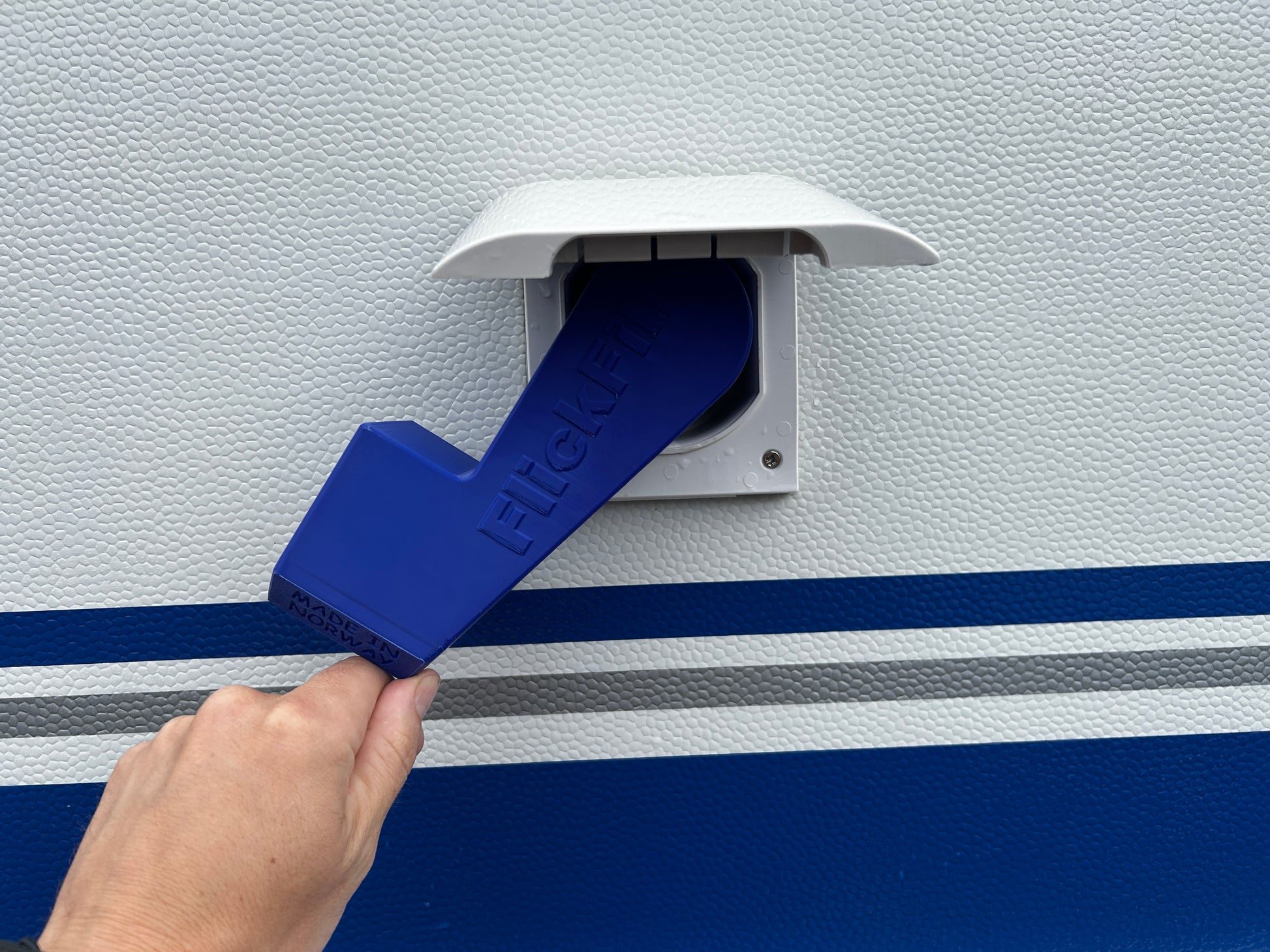 FlickFill «Polar Edition» vannpåfylling